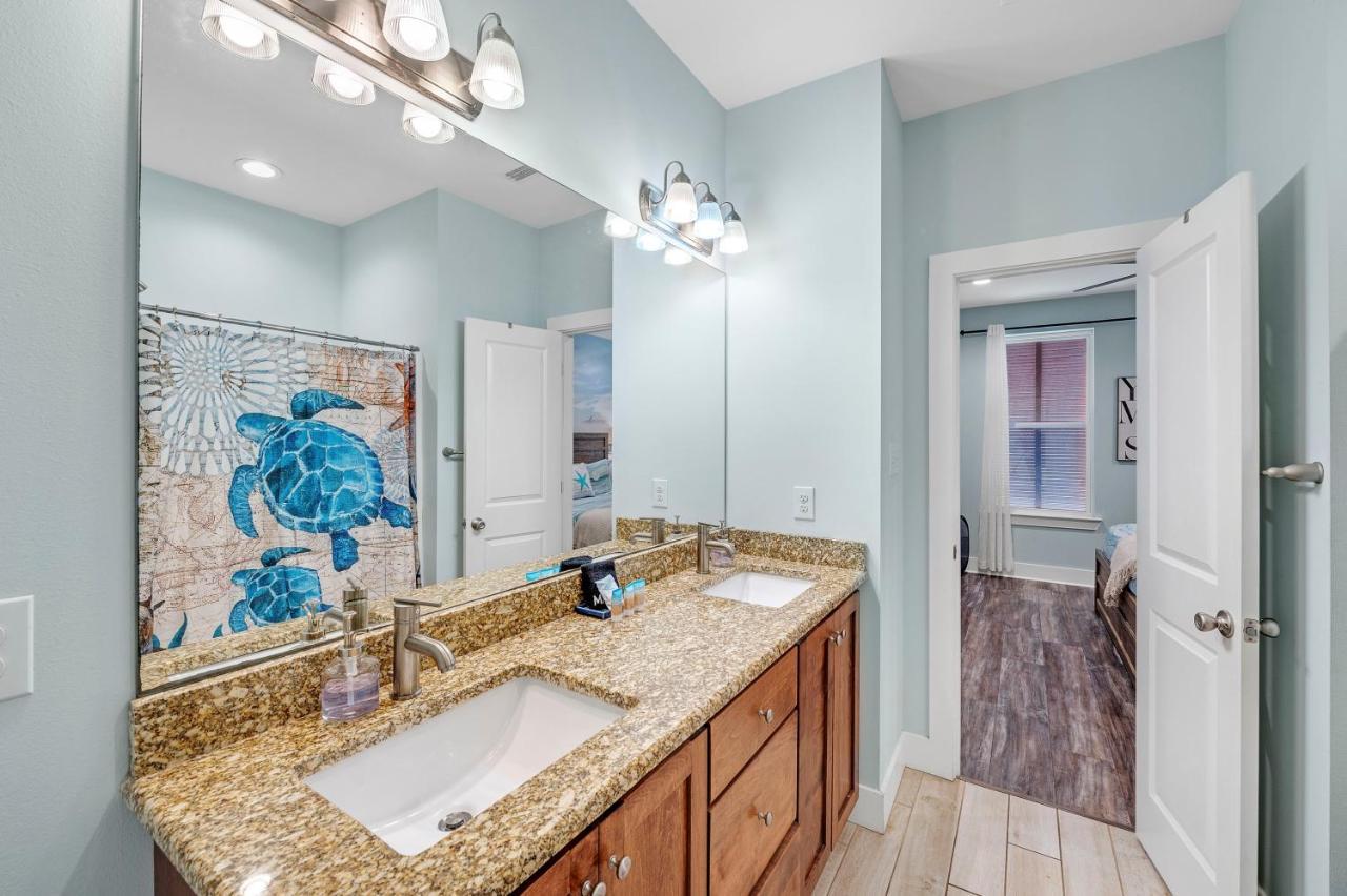 True Blue-Coastal Cottage-3 Min Walk To Beach! Pool! غولف شورز المظهر الخارجي الصورة