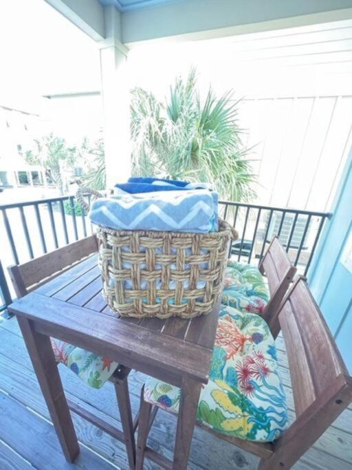 True Blue-Coastal Cottage-3 Min Walk To Beach! Pool! غولف شورز المظهر الخارجي الصورة