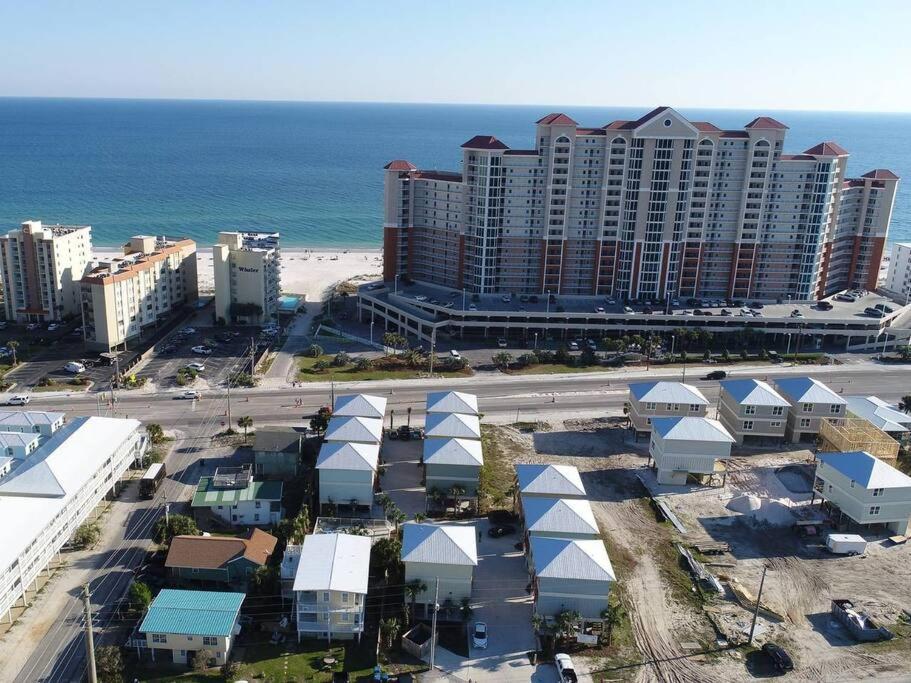 True Blue-Coastal Cottage-3 Min Walk To Beach! Pool! غولف شورز المظهر الخارجي الصورة